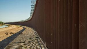 US Army, contractors constructing miles of border wall barriers in Arizona