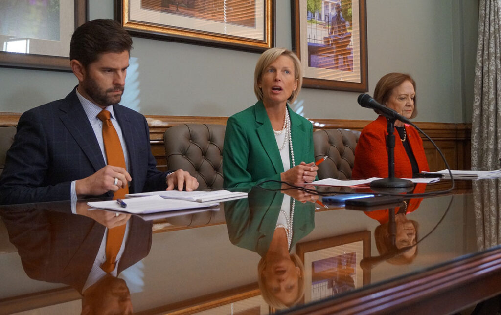 Democrats offer muted praise of Pritzker’s speech, Republicans dismiss ‘campaign’ rhetoric